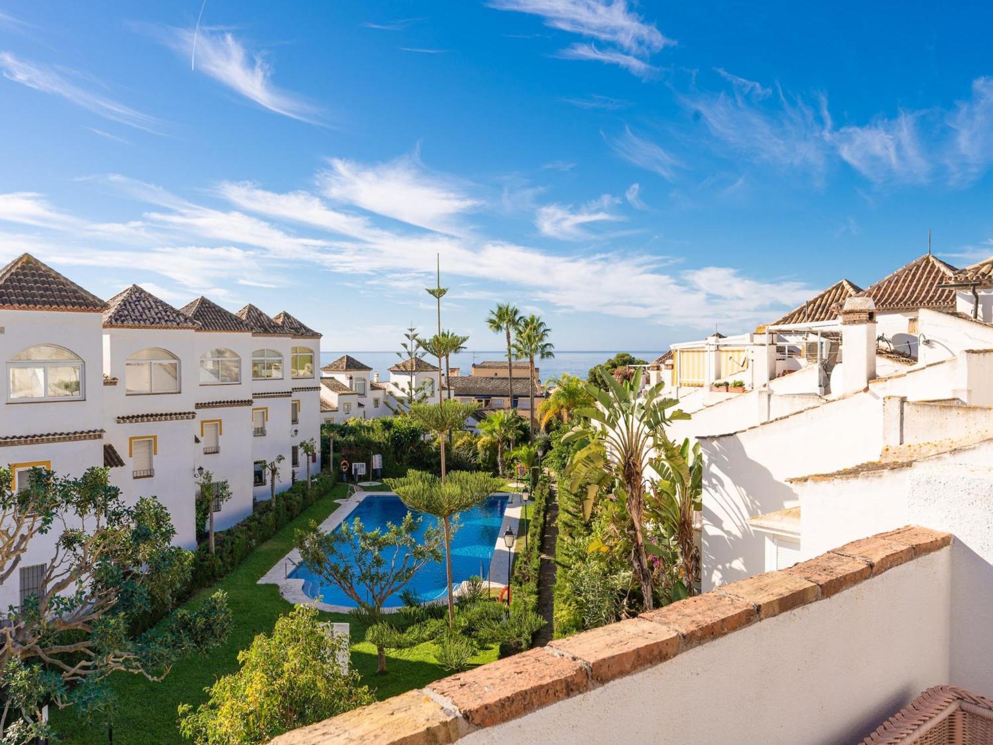 Apartemen Beautiful With View Marbella
